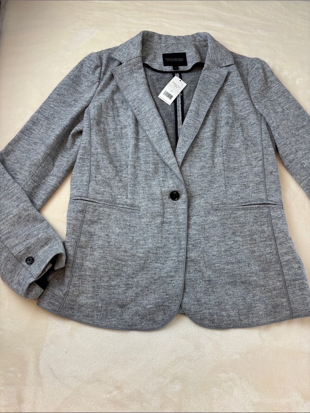 NWT Banana Republic Light Gray Knit/Wool Long and Lean Blazer - Perfect Size 12 - Picture 2 of 16